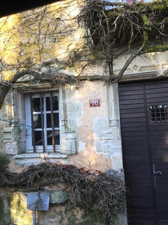 Au Pied De La Roche Apartment Exterior foto