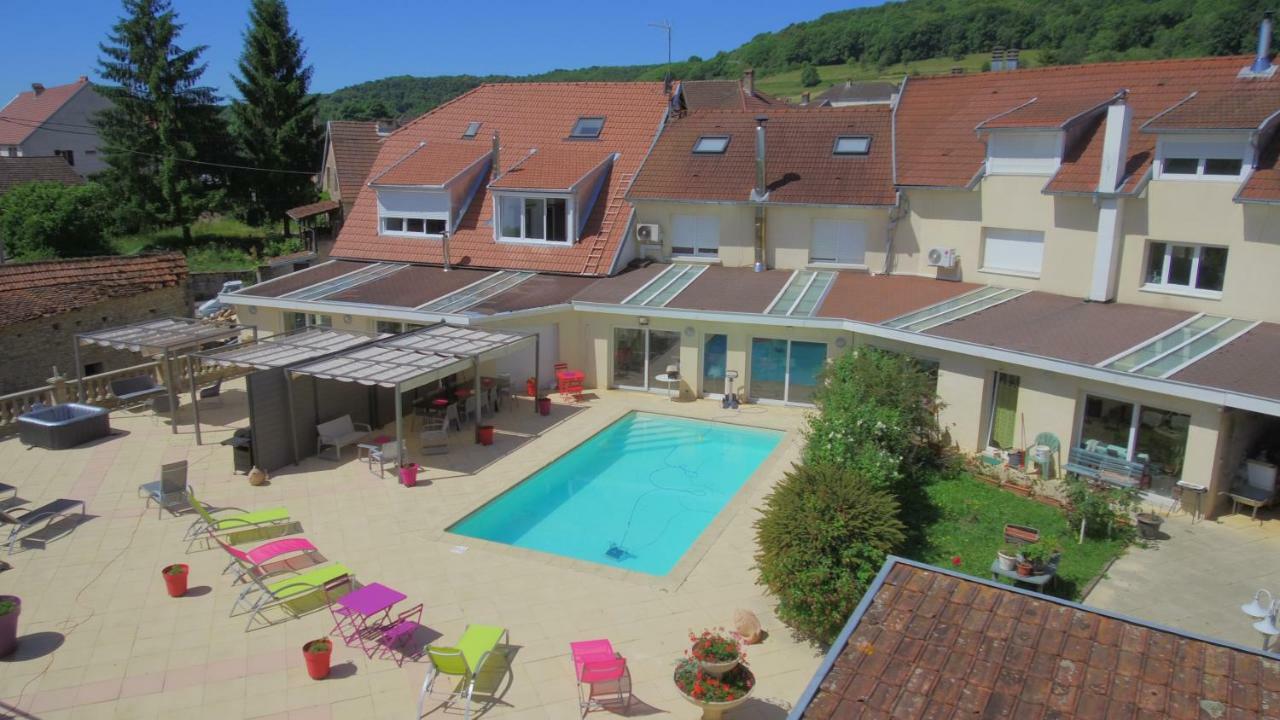 Au Pied De La Roche Apartment Exterior foto