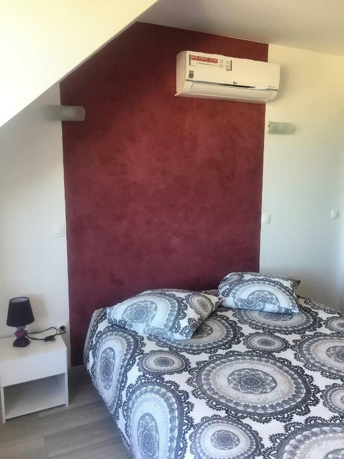 Au Pied De La Roche Apartment Exterior foto