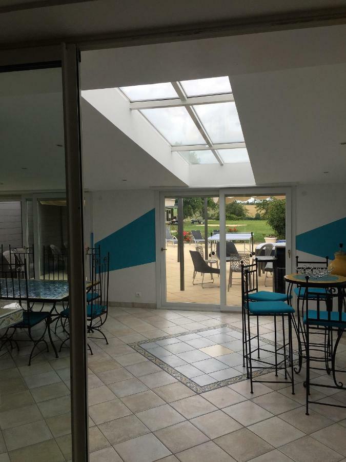 Au Pied De La Roche Apartment Exterior foto