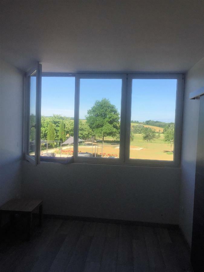Au Pied De La Roche Apartment Exterior foto