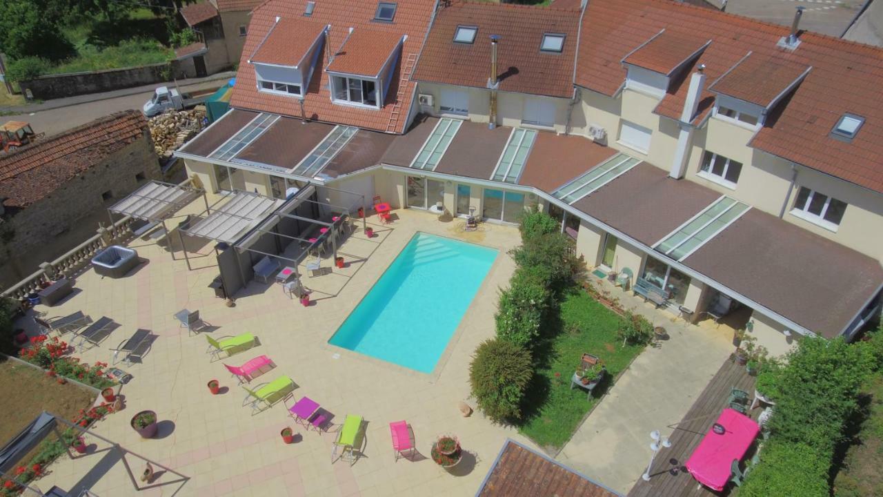 Au Pied De La Roche Apartment Exterior foto